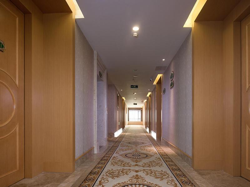 Vienna 3 Best Hotel Dongguan Liaobu Veicle City Luaran gambar